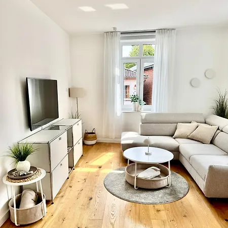 Kurzzeitwohnung Pier 6 *