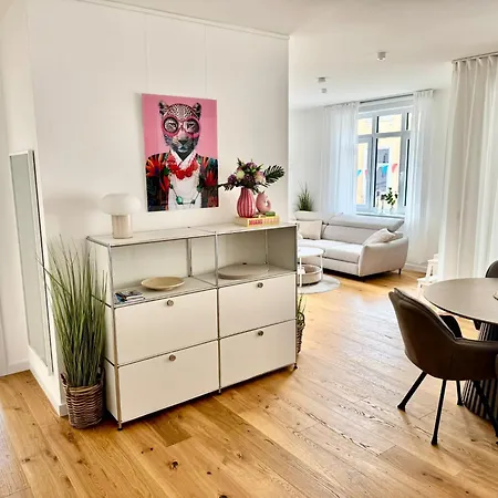 Kurzzeitwohnung Pier 6 Daire *