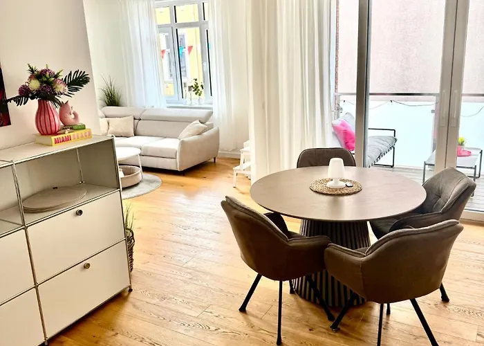 Kurzzeitwohnung Pier 6 Appartement *